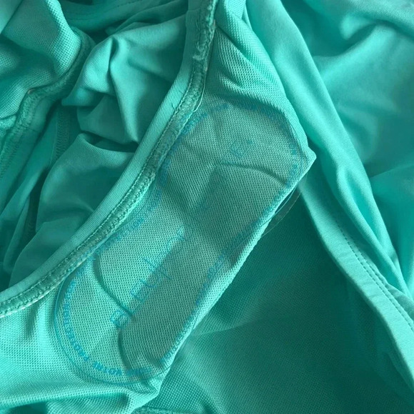 BLEU ROD BEATTIE LET'S GET TWISTED CAP SLEEVE TANKINI TOP AND SKIRTED BOTTOM - Picture 5 of 7